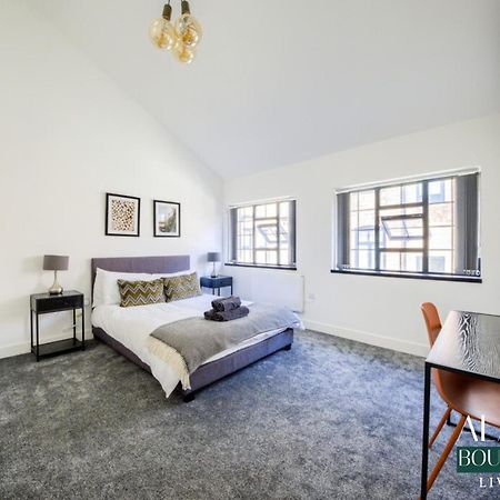 Luxury 3 Floor Townhouse Birmingham - Alara Boutique Living Apartment Exterior photo